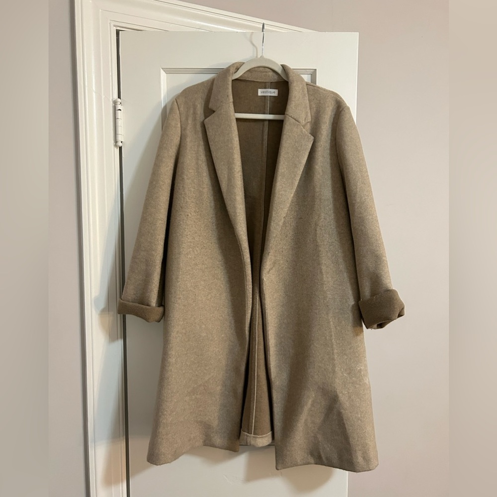Vestique camel coat Size xl